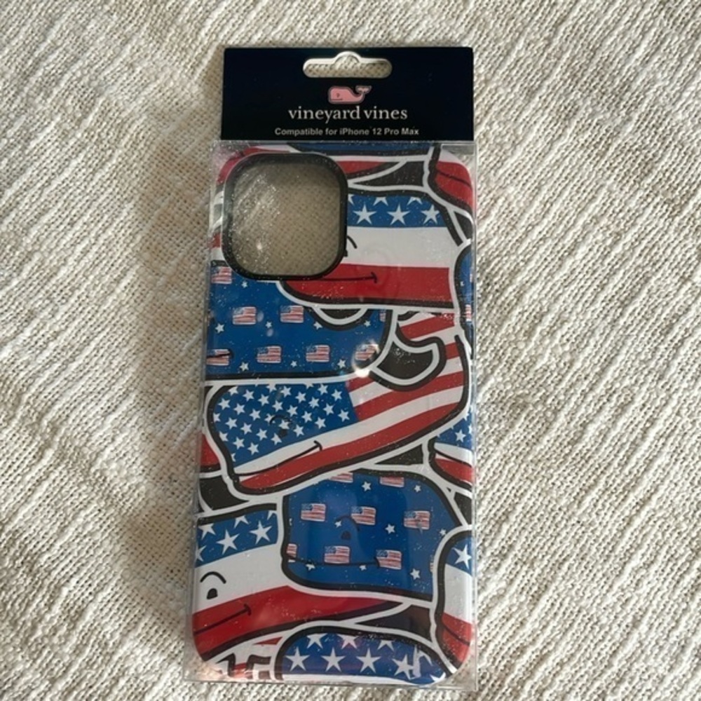 Vineyard vines, 12 Pro Max iPhone case